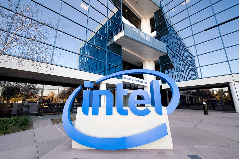 Intel's Poor Quarterly Earnings Suggest A Decline In The Demand For PCs