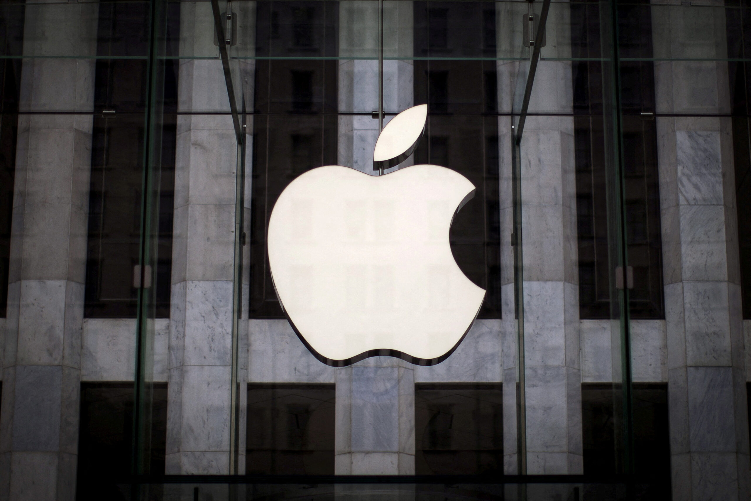 Apple Is Back To Being A 3 Trillion-Dollar Company